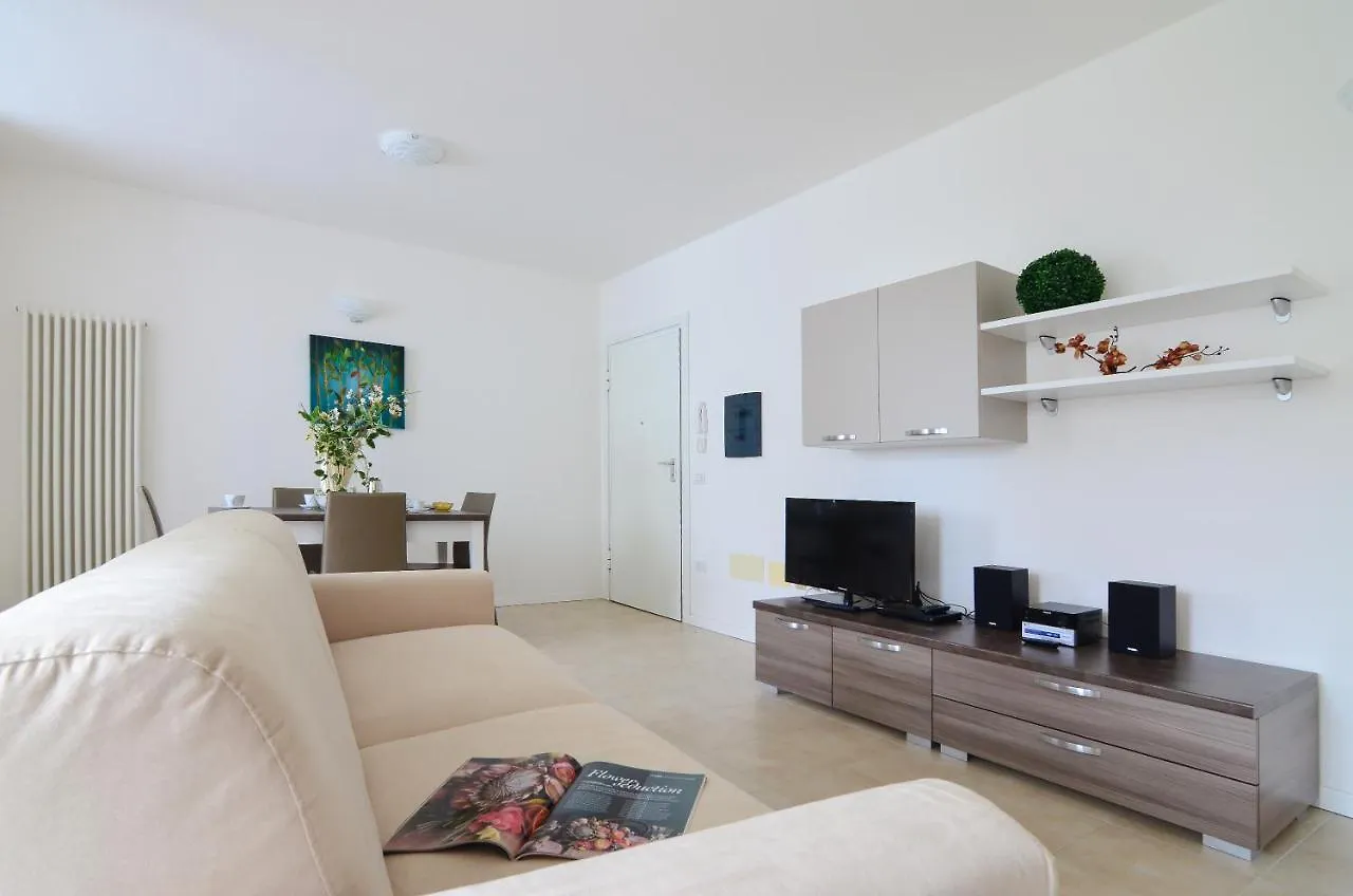 Marina Di Ravenna Halldis Apartments