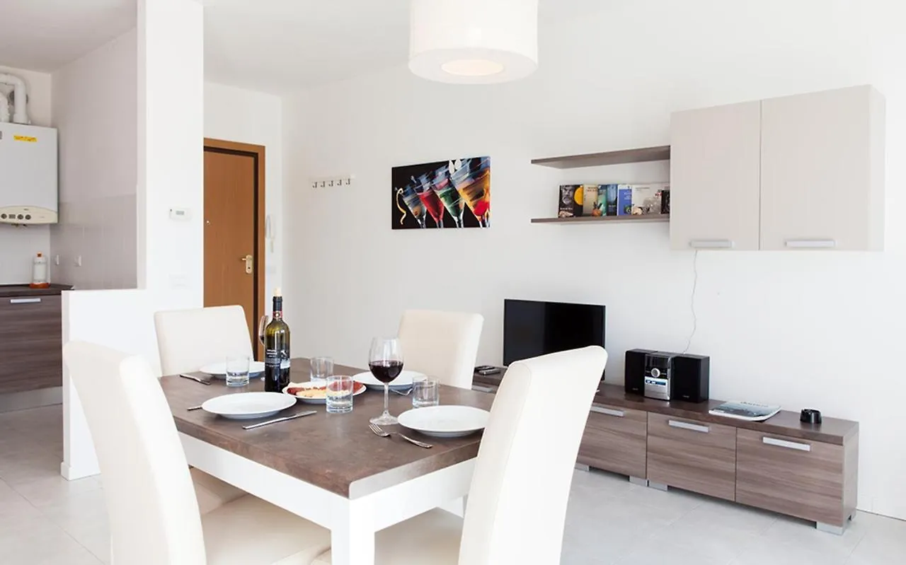 Marina Di Ravenna Halldis Apartments
